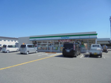 ファミリーマート 土佐市高岡北店の画像1