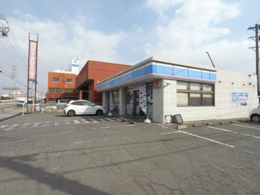 ローソン 総合体育館前店の画像1