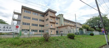 八王子市立柚木中学校の画像1