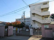三箇小学校