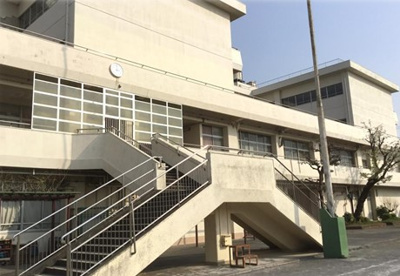 横浜市立上飯田中学校の画像1