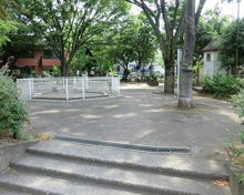 豊島区立西巣鴨二丁目公園
