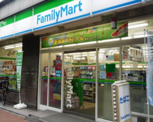 ファミリーマート 池袋グリーン大通り店