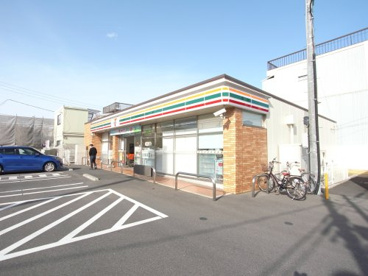 セブンイレブン 名古屋呼続1丁目店の画像1