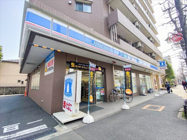 ローソン 杉並高井戸東二丁目店の画像1