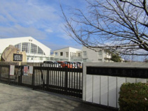 甲斐市立竜王東小学校