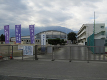 甲斐市立竜王中学校