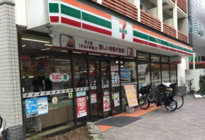 セブンイレブン 新宿百人町2丁目店の画像1