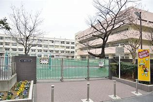横浜市立鶴見小学校の画像1