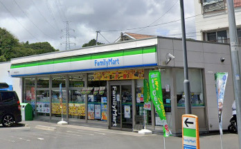 ファミリーマート 東戸塚名瀬下店の画像1