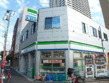 ファミリーマート 江東白河四丁目店の画像1