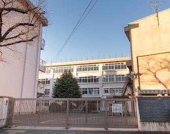 八王子市立第一中学校の画像1