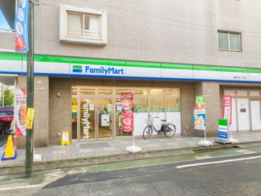 ファミリーマート 練馬北町二丁目店の画像1