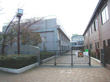 高井戸中学校の画像1