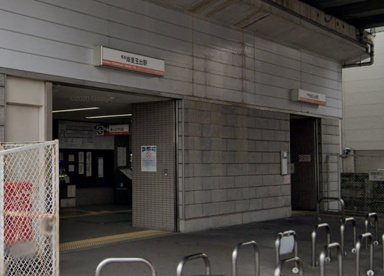 岸里玉出駅の画像1