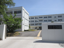 奈良市立ならやま小中学校