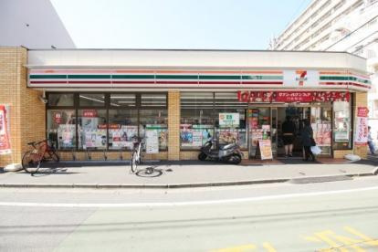 セブンイレブン 高田馬場3丁目中央店の画像1