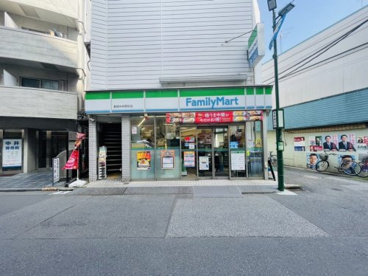 ファミリーマート 新宿中井駅前店の画像2