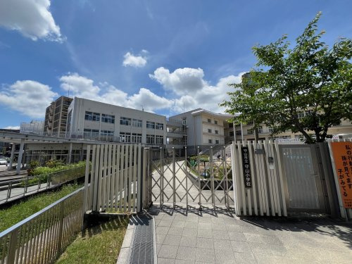 守山市立守山小学校の画像