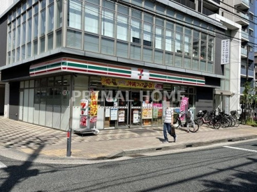 セブンイレブン 横浜鶴見豊岡町店の画像1