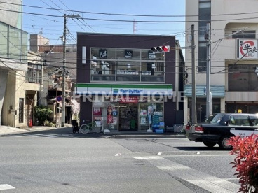 ファミリーマート 鶴見みかど店の画像1
