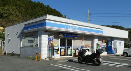ローソン 町田法政大学前店の画像1