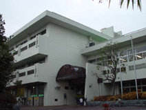 図書館 府中市立住吉図書館