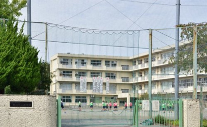 町田市立鶴川第二中学校の画像1