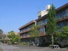 草加市立草加小学校の画像1