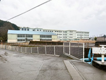 三島市立沢地小学校の画像1
