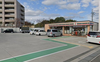 セブンイレブン 神戸ジェームス山店の画像1