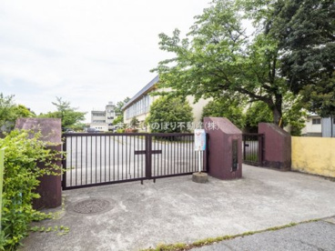 久喜市立久喜東小学校の画像1