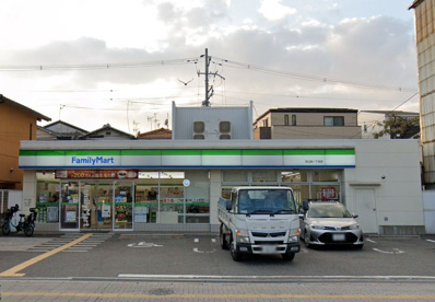 ファミリーマート　浜口西一丁目店の画像1