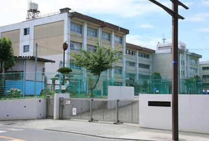 川崎市立犬蔵中学校の画像1
