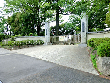 調布市立深大寺小学校の画像1