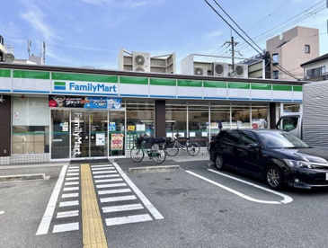 ファミリーマート　田辺店の画像1