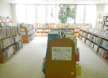 立川市西砂図書館の画像1