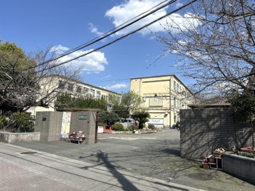 高野中学校の画像1