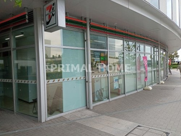 セブンイレブン 横浜みなとみらい6丁目店の画像1
