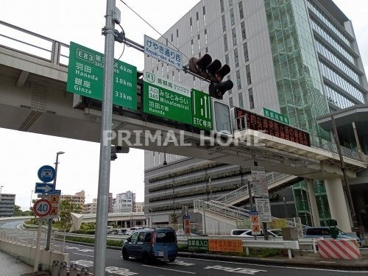 神奈川1号横羽線 みなとみらい出入口 上り 出口の画像1