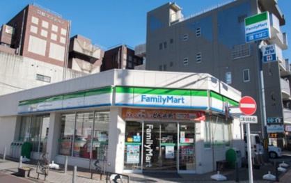ファミリーマート柏5丁目店の画像1