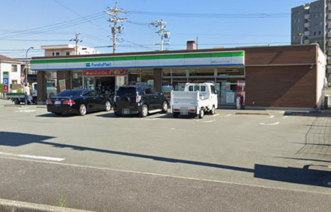 ファミリーマート