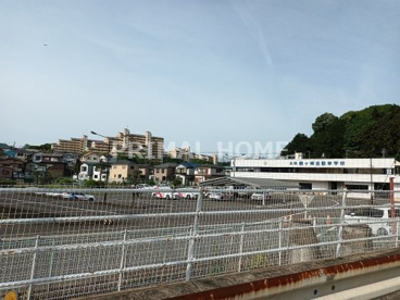 鶴ヶ峰自動車学校の画像1