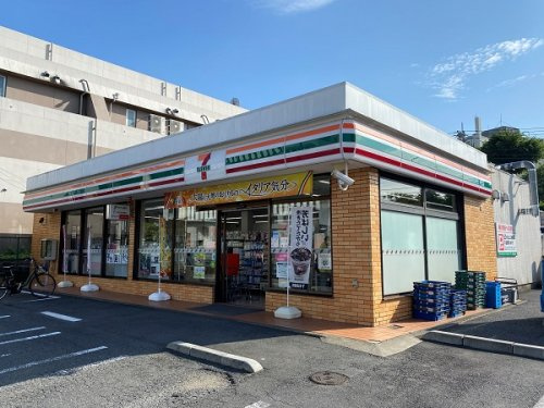 セブンイレブン多摩永山店