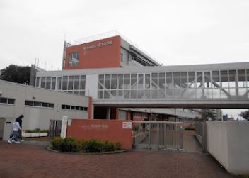 世田谷区立桜木中学校の画像1