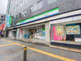 ファミリーマート 四ッ谷駅前店