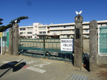 甲斐市立双葉西小学校の画像1