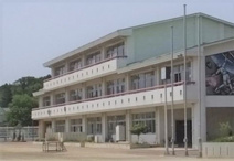 吉岡小学校
