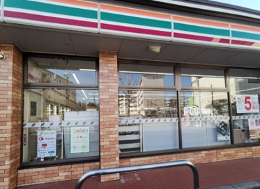 セブンイレブン 松戸小金原団地店の画像1