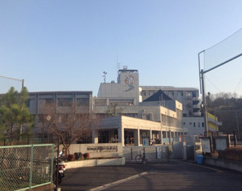 町田市立鶴川中学校の画像1